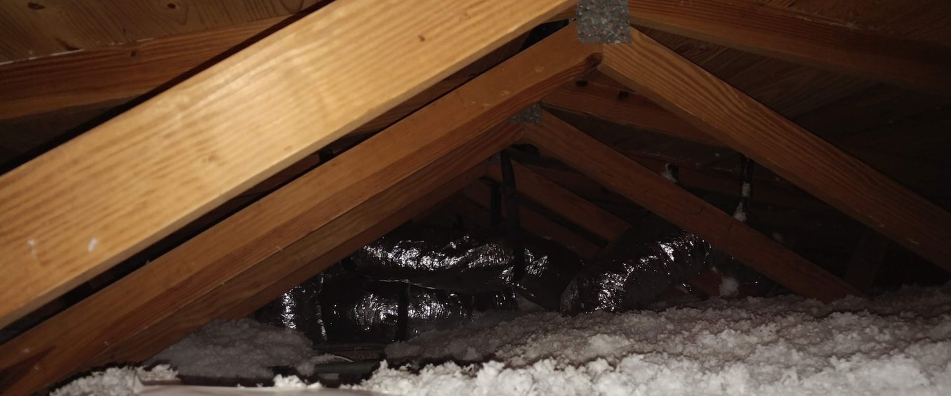 Installing Attic Insulation in Pembroke Pines, FL: A Comprehensive Guide