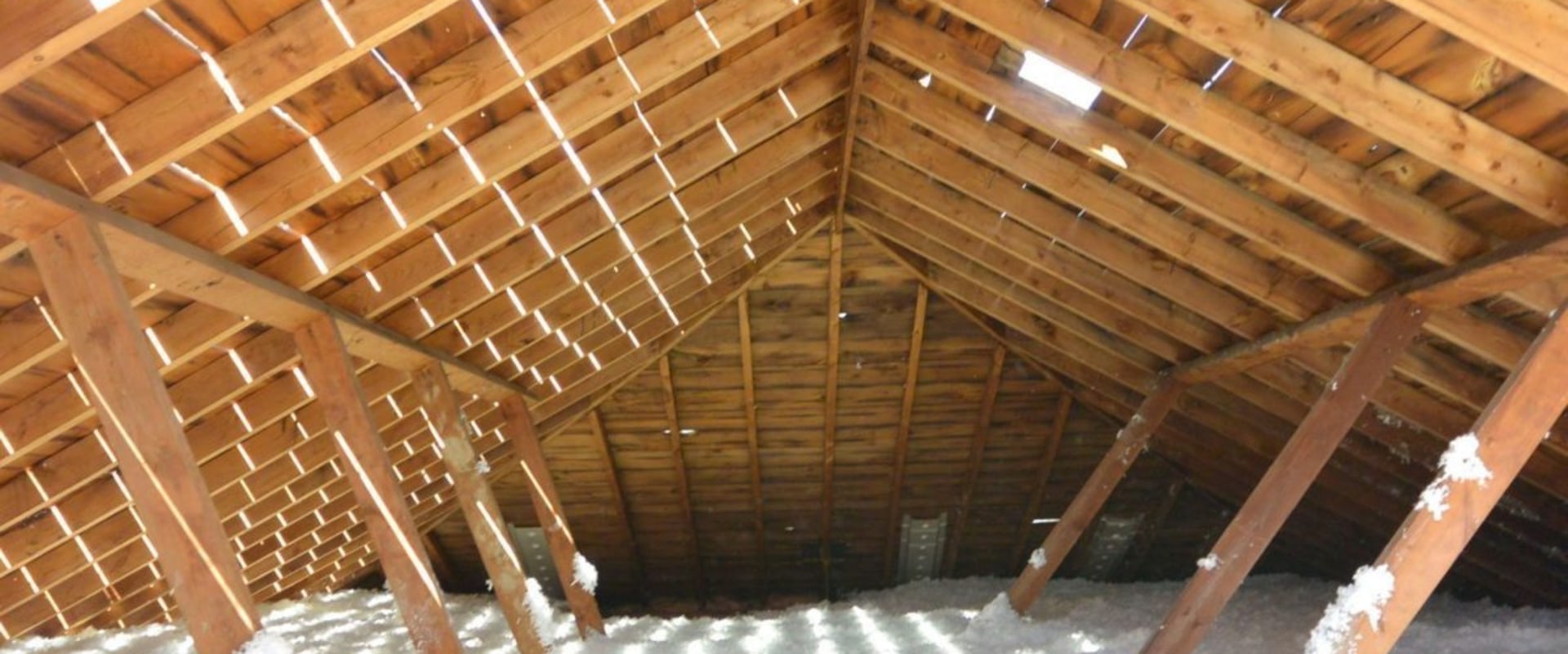 Combining MERV 13 Air Filters and Attic Insulation Installation Pembroke Pines Fl for Superior Home Energy Savings